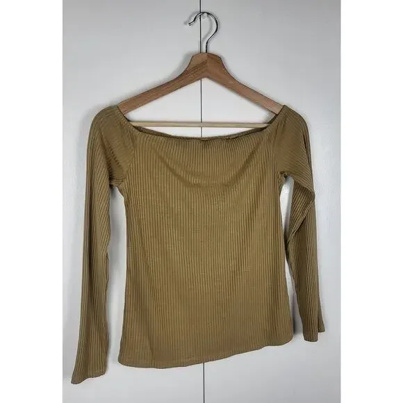 Enza Coste A Coste Off The Shoulder Knit Pullover Top in Sand | S - Picture 5 of 6